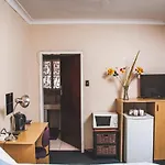Ferndale Lodge