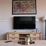 1007-Stunning Studio Apt With Incredible Joburg Views