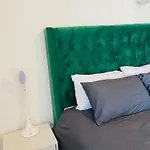 Homelinks In Kensington
