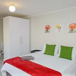 Prestige Lodge By Homelinks