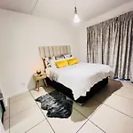 Perfect Haven-1Min Dainfern Square
