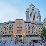 Feelslikehome Condo Sandton