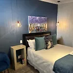 Melville Turret Guesthouse