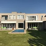 4Tress Guesthouse