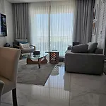 Homely Stay In The Tallest Building In Africa