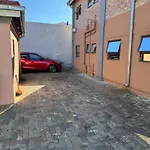 Richland Guest Hotel