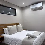 Cozy Apartment In Prime Location