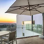 Hotel Sky Sandton