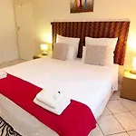 Randburg Cottages & Conferencing