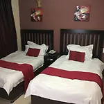 Fordsburg Inn