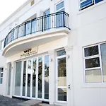 Y & O Kosher Accommodation