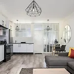 116 Illovo Mews Studio