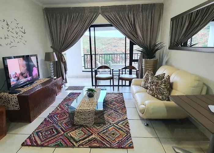 Kaleaba House In A Picturesque Setting - Oakdene