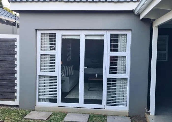 Cottage In Sandton