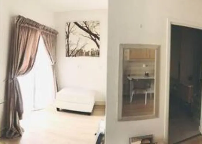 Lovely Exquisite 1 Bedroom Unit In Rivonia Sandton