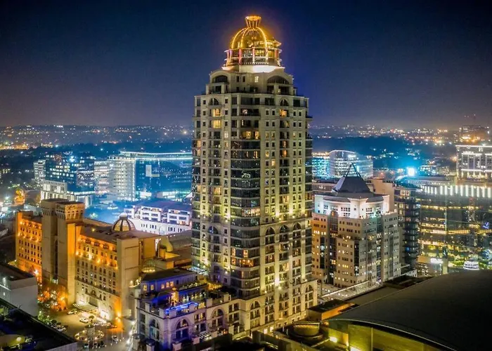Sandton Michelangelo Towers Luxury Apartment Suite