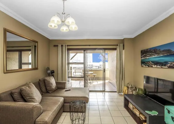 1 Bedroom, 2 Bathroom Apartment In The Heart Of Sandton