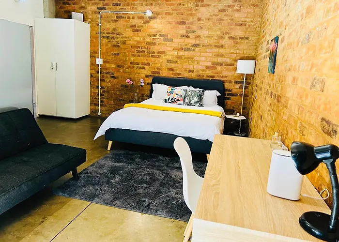 Vibrant Maboneng Studio-Perfect For Exploring Jozi