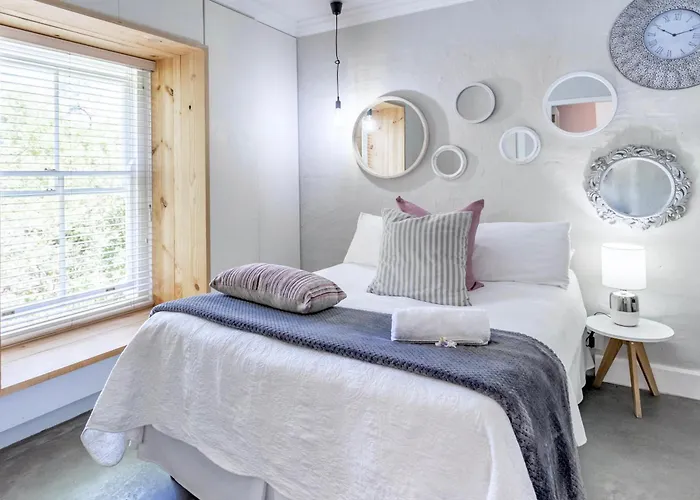 Sandton Cozy Apartment