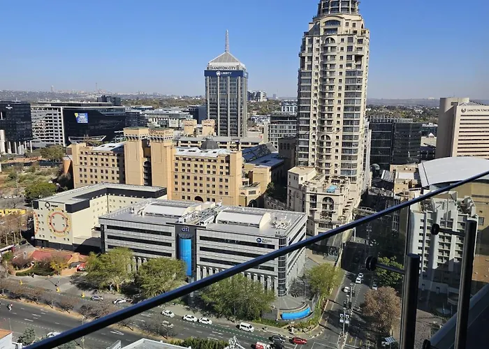 Homely Stay In The Tallest Building In Africa