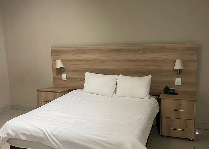 Signature Hotel