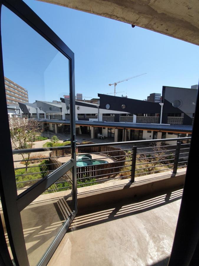 Kaleaba House In Vibey Maboneng Precint * Johannesburg