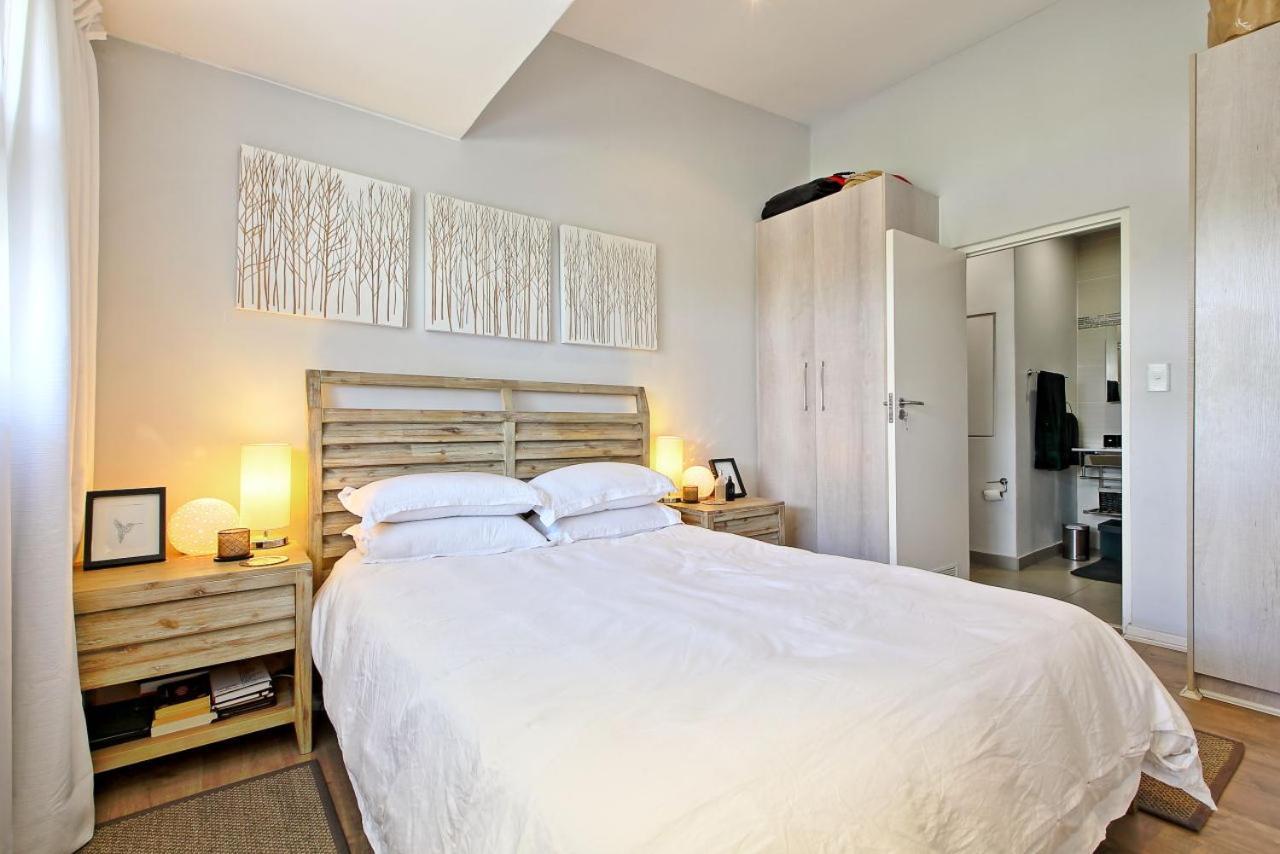 The Space Apartment *