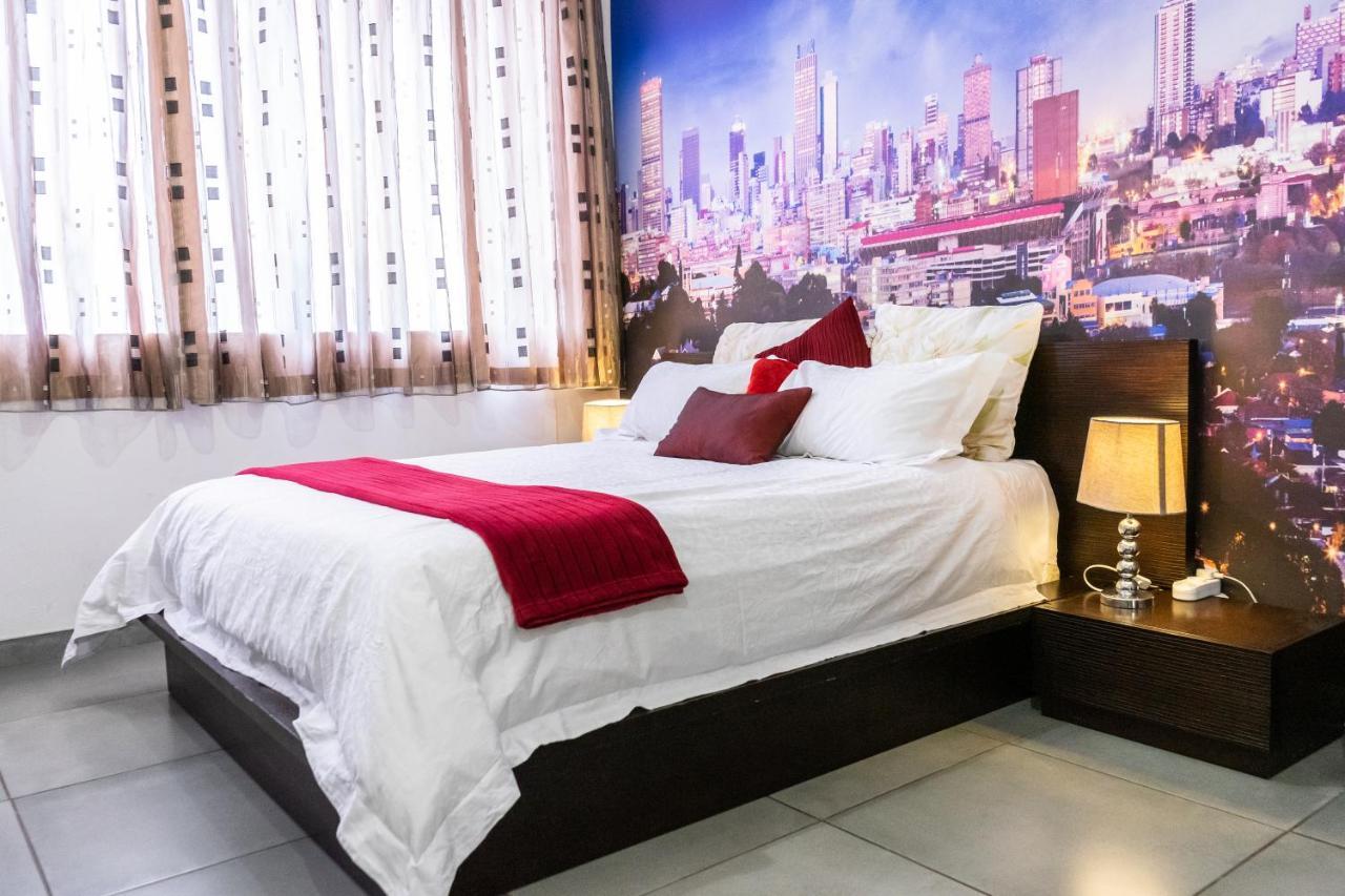 Apartment Stunning Maboneng Precinct At 12 Decades Building Johannesburg