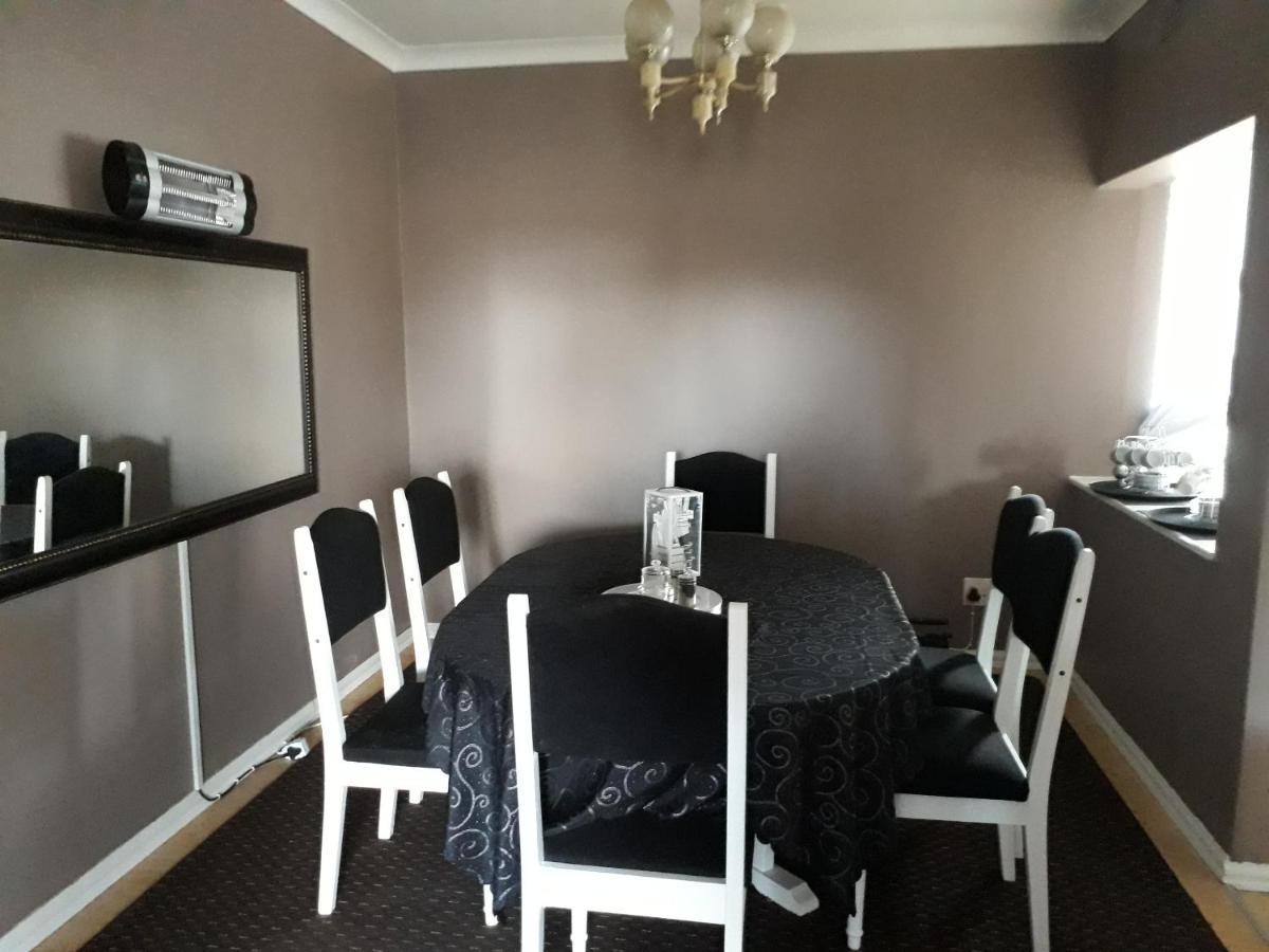 Holiday home Robertsham *