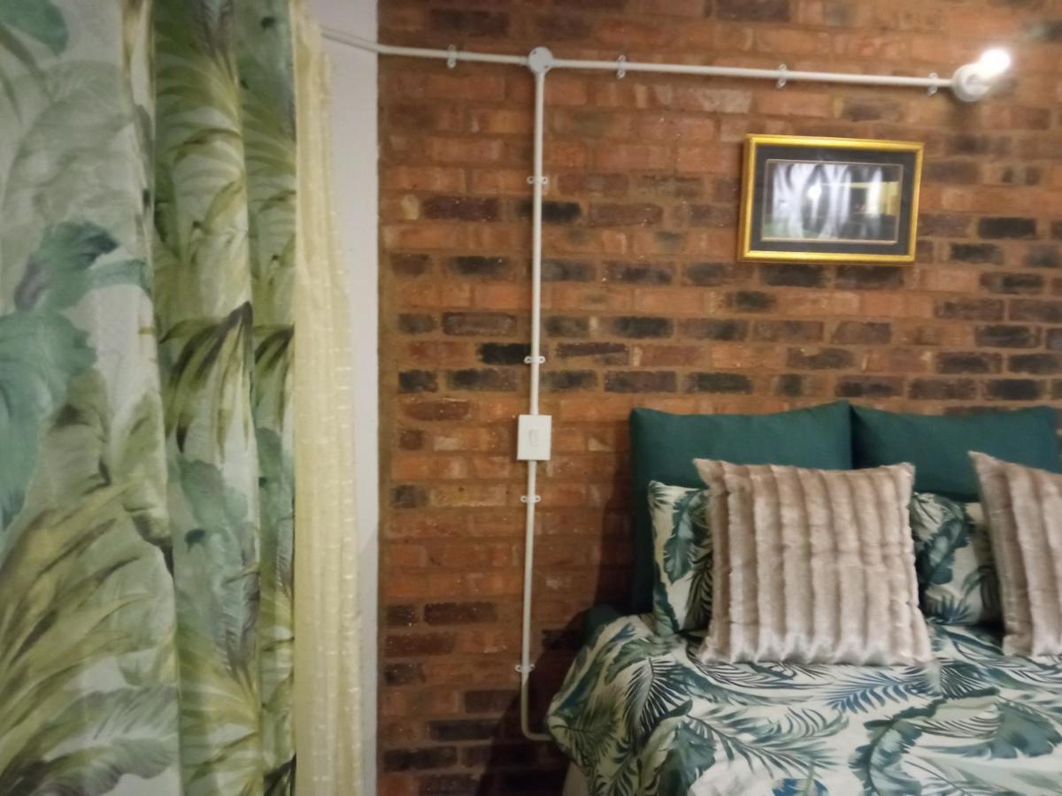 Royal Stina Hotel-style With Swimming Pool 2* Johannesburg