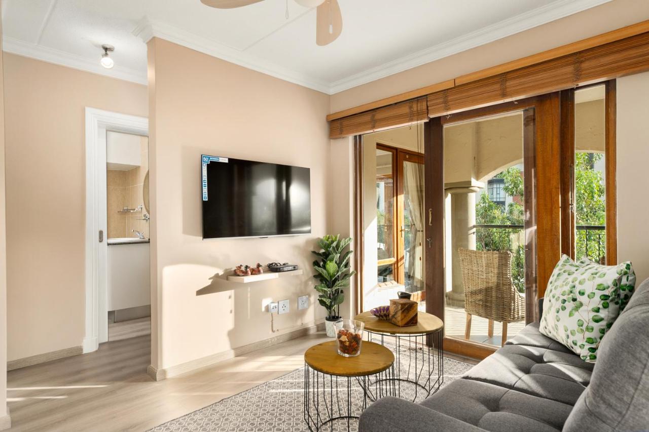 13 Monte Sereno Apartment *