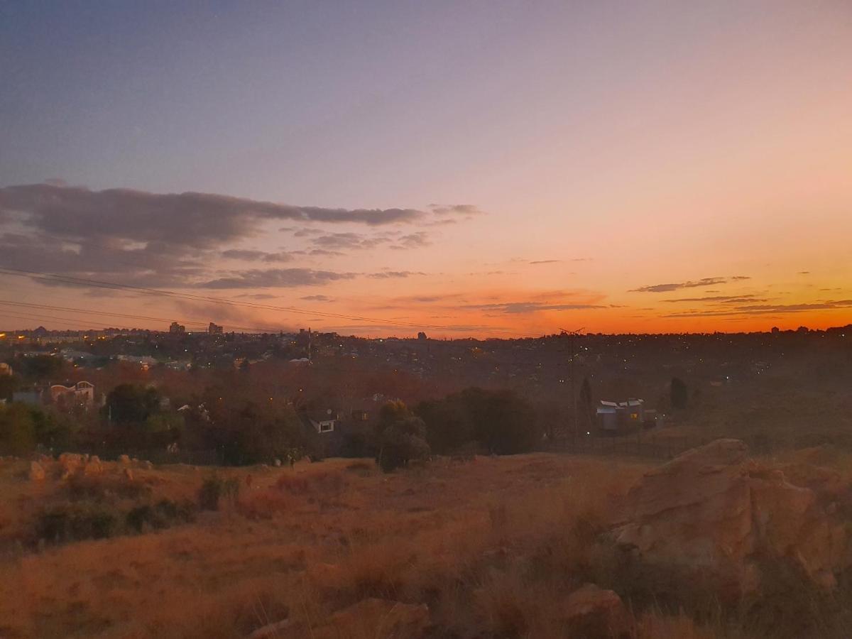 Happy Colourful Gasthof Johannesburg