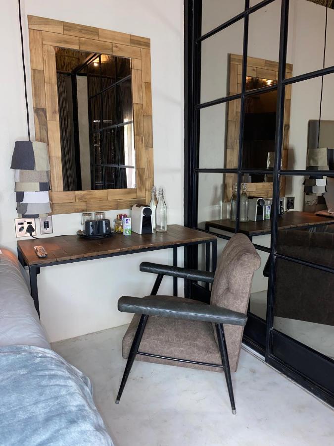 Hotel Four20 Bespoke *