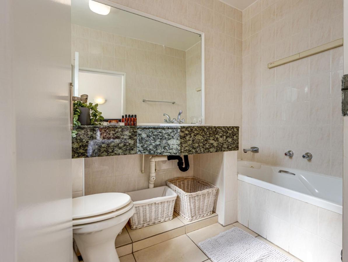 Rad - Illovo Mews 245 Oxford Road Apartamento Joanesburgo