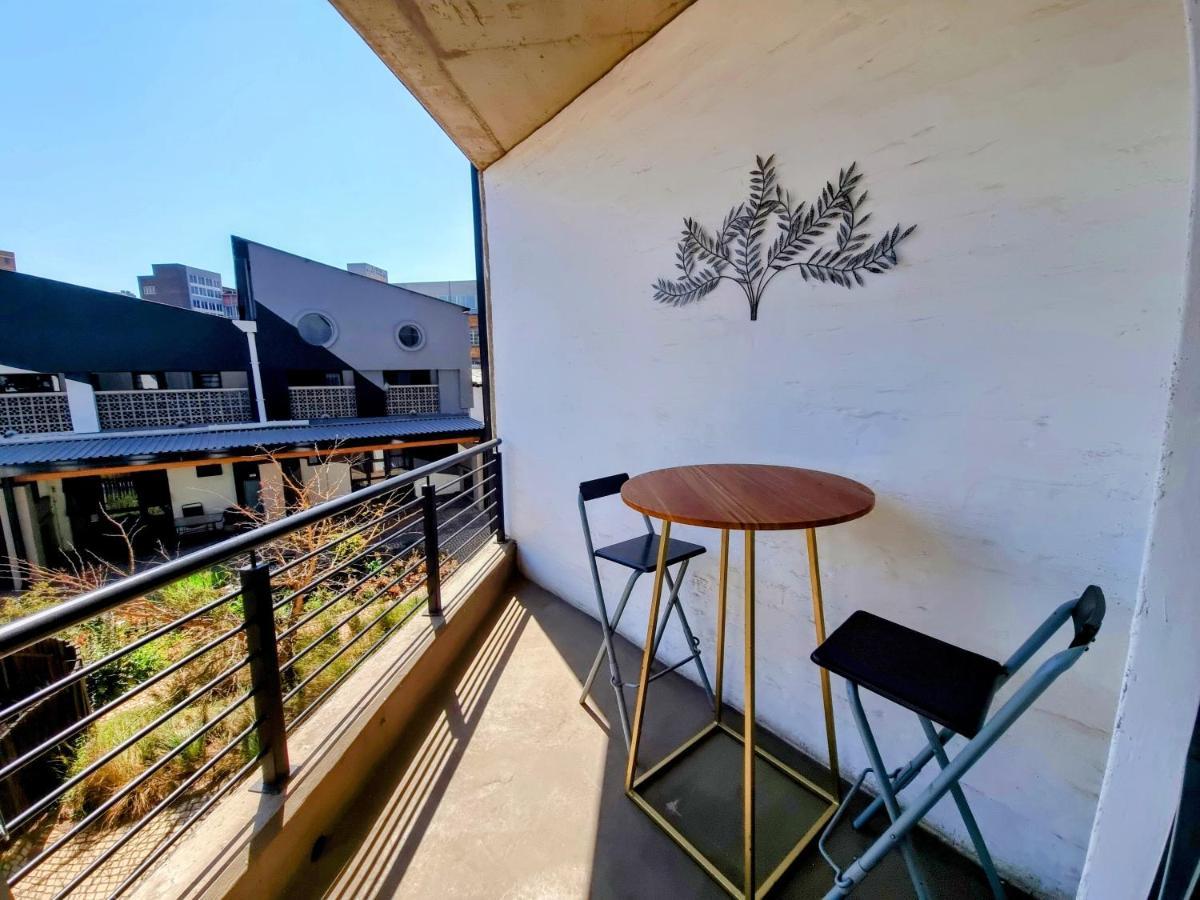 Kaleaba House In Vibey Maboneng Precint *