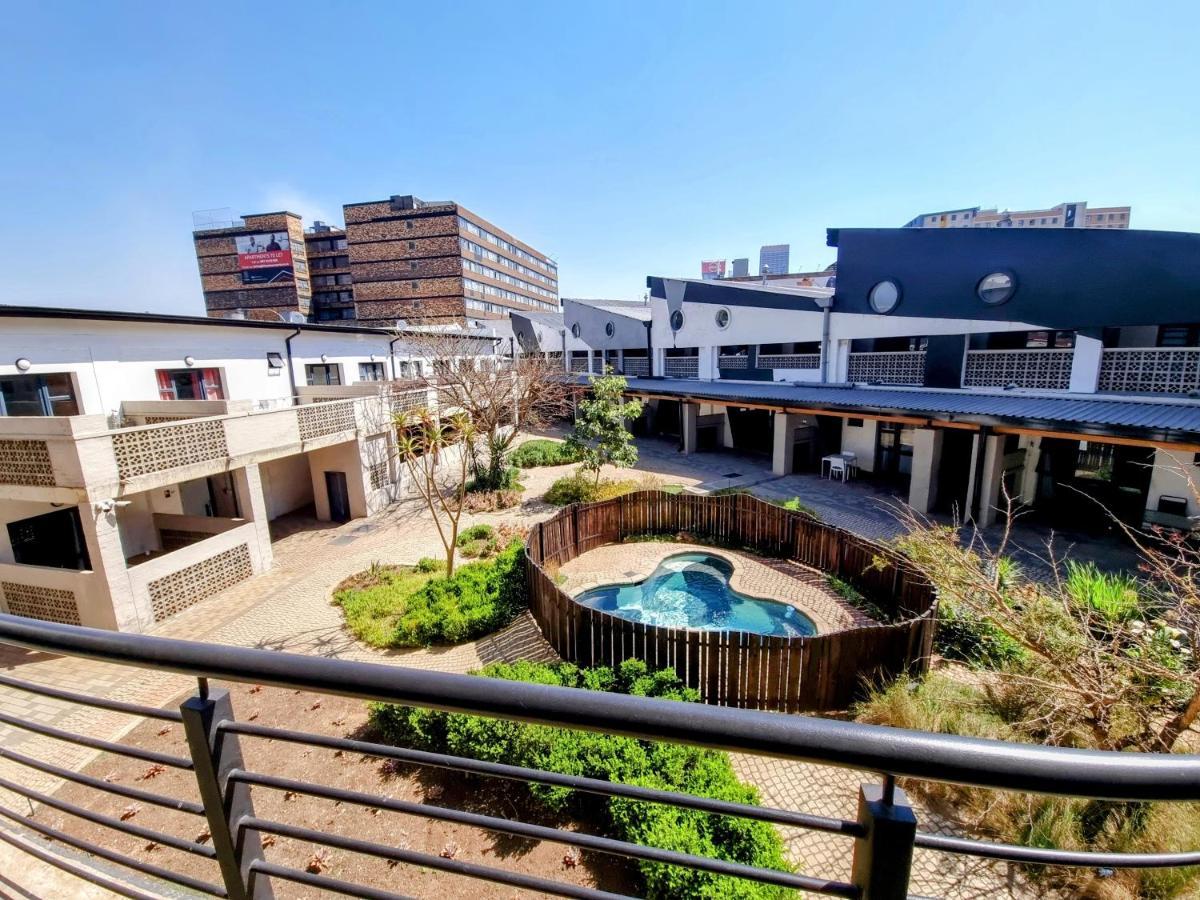 Kaleaba House In Vibey Maboneng Precint Apartment *