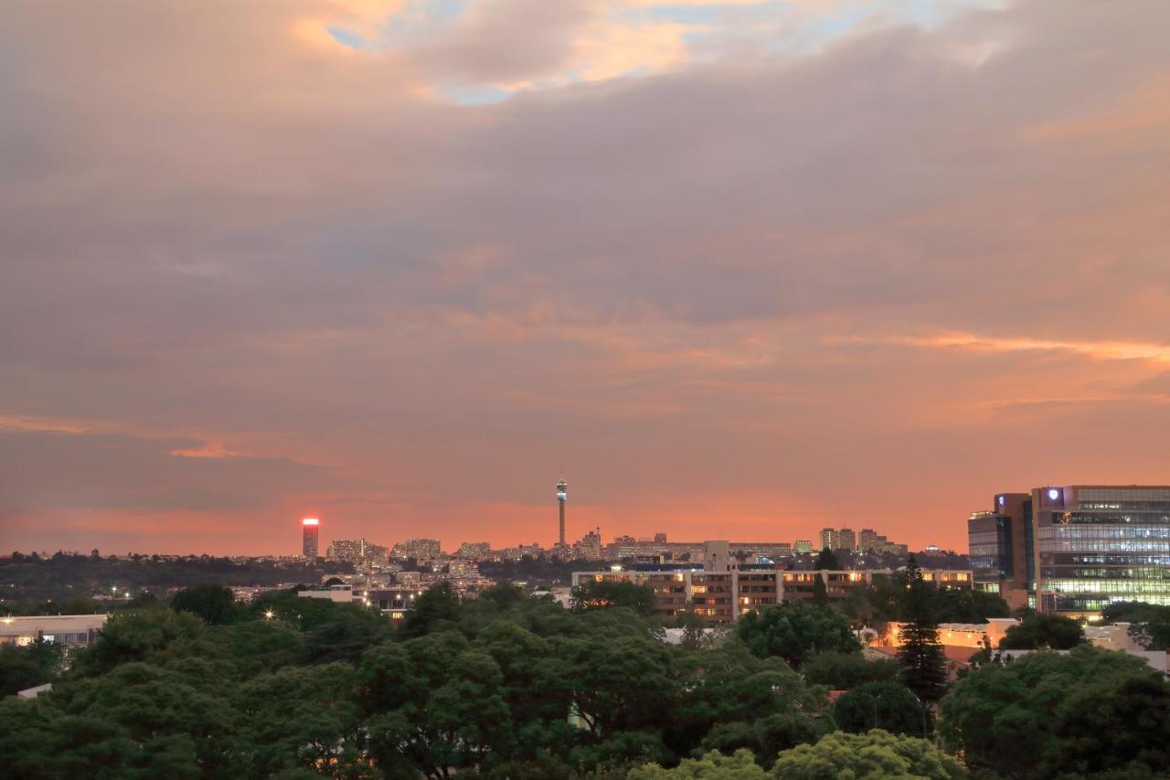 Hyatt House Rosebank 4*