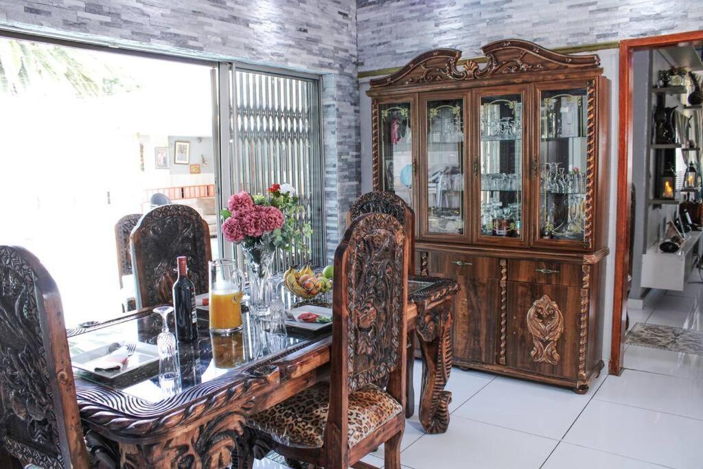 Muwah Palace Biệt thự