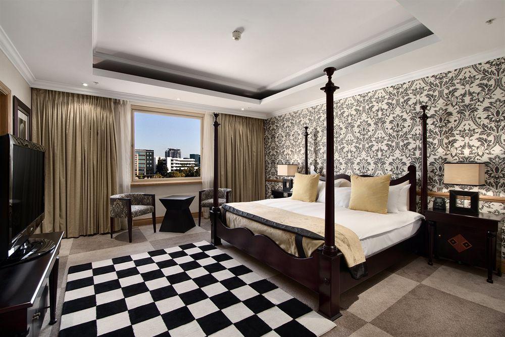 Hotel Nh Sandton Johannesburg