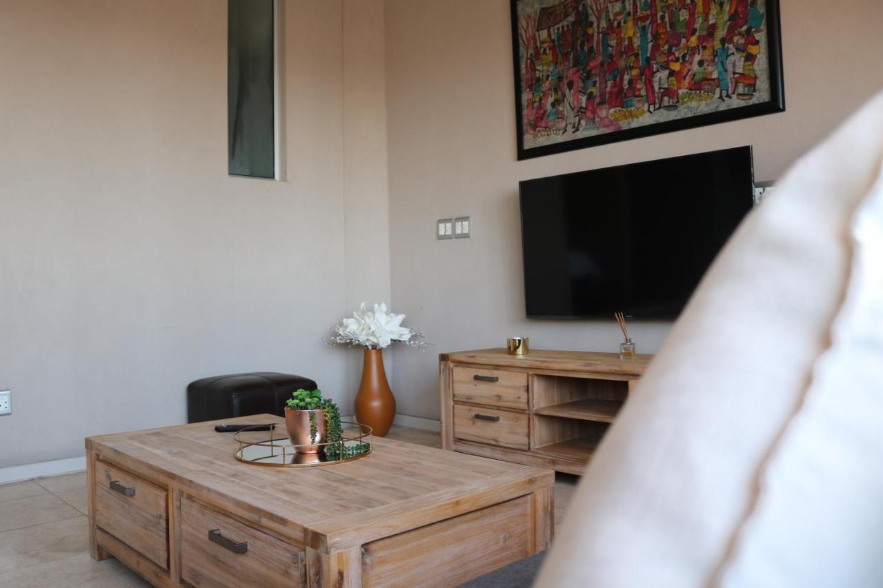 Apartment 1007-stunning With Incredible Joburg Views Johannesburg