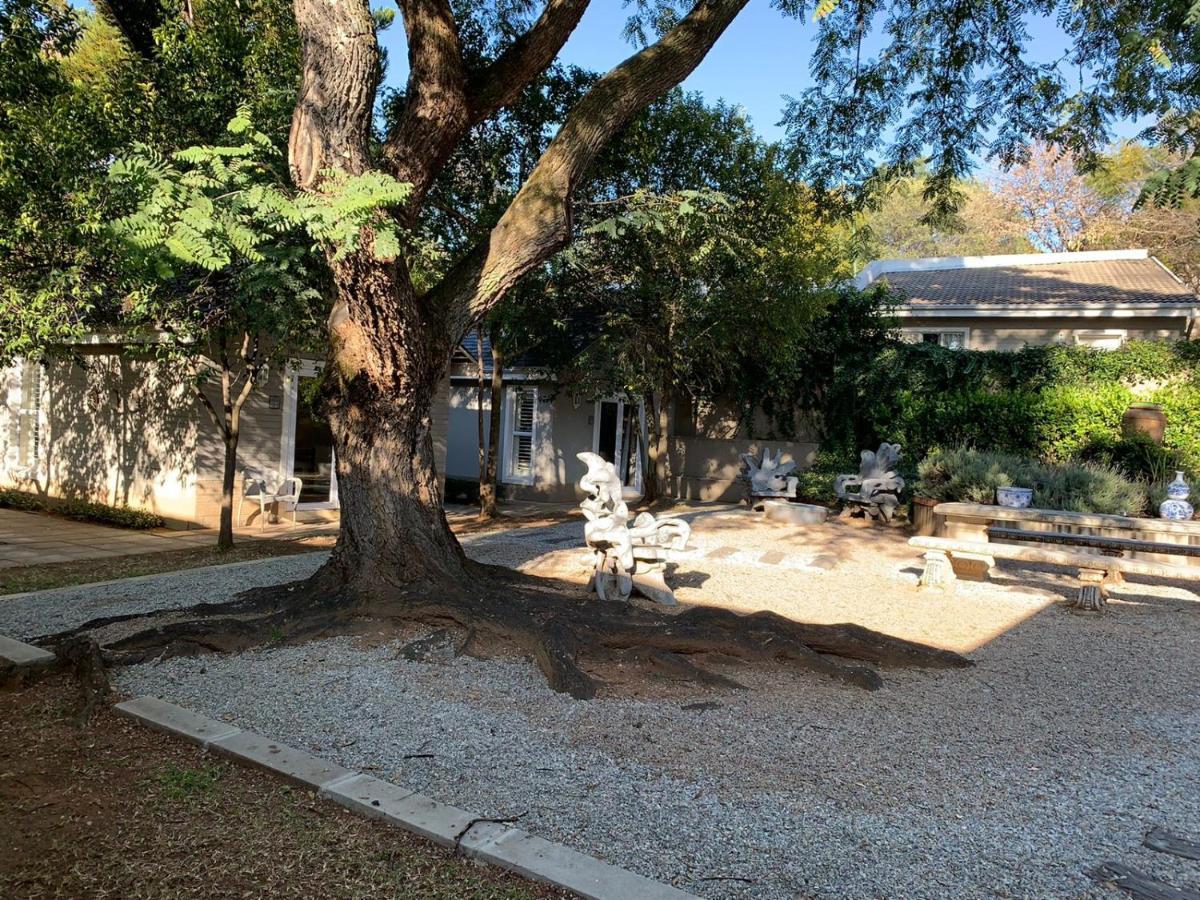Guest house The Wesley Boutique & 4*