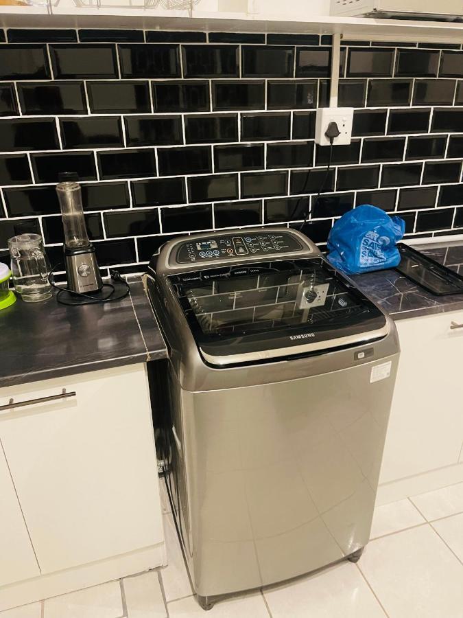 Homelinks In Kensington * Johannesburg