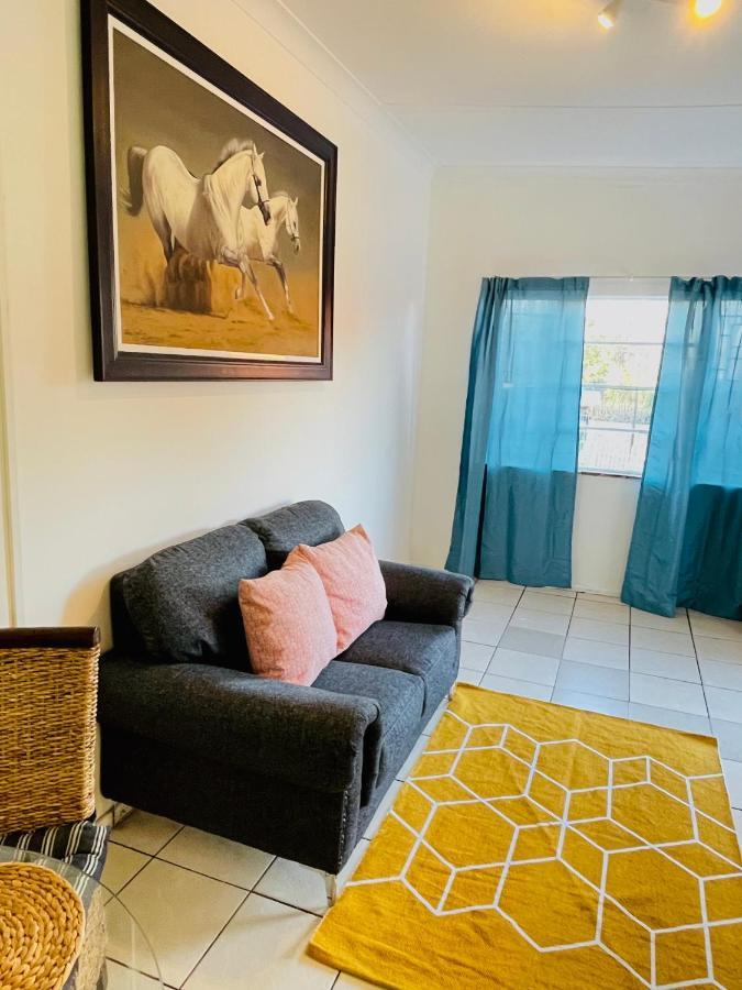 Homelinks In Kensington *