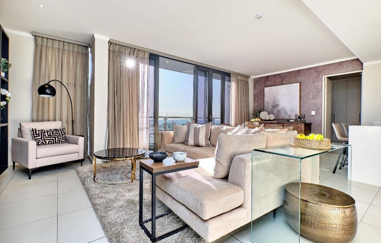 Modern Luxury Furnished In Sandton Apartment Johannesburg