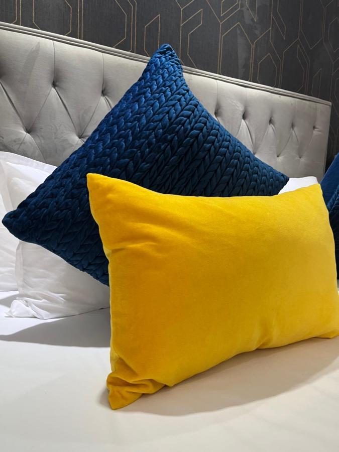 Luxury - Michelangelo Towers Johannesburg