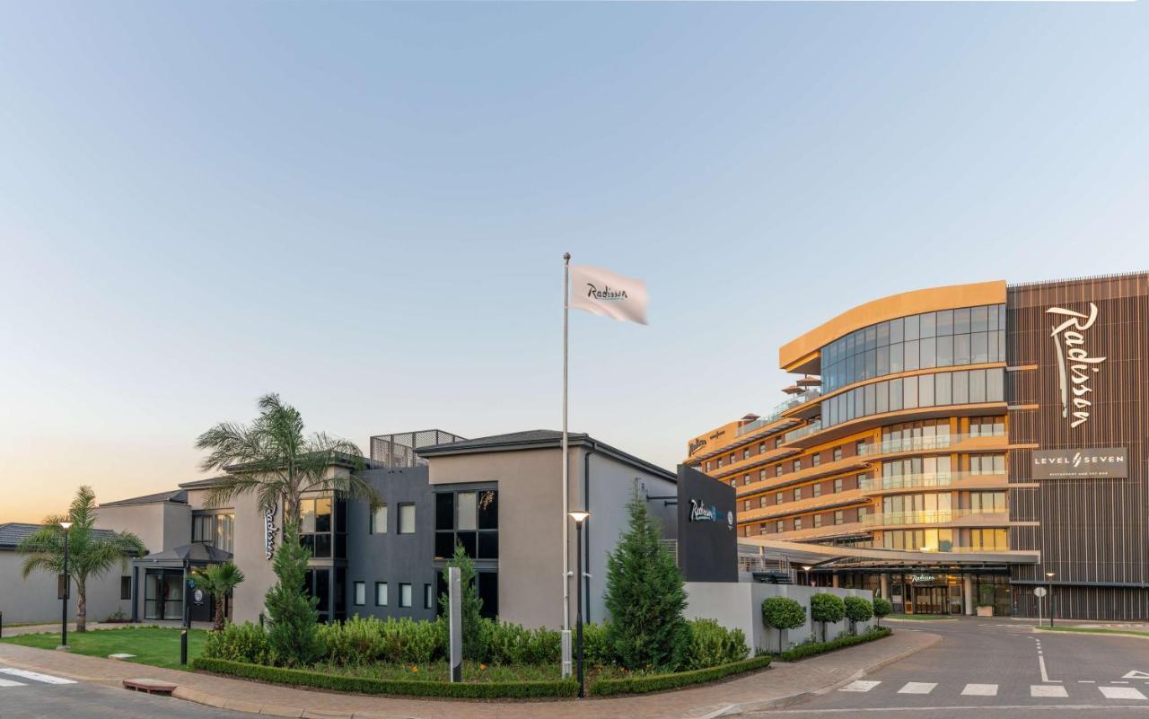 Hotel Radisson And Convention Centre Or Tambo Airport
