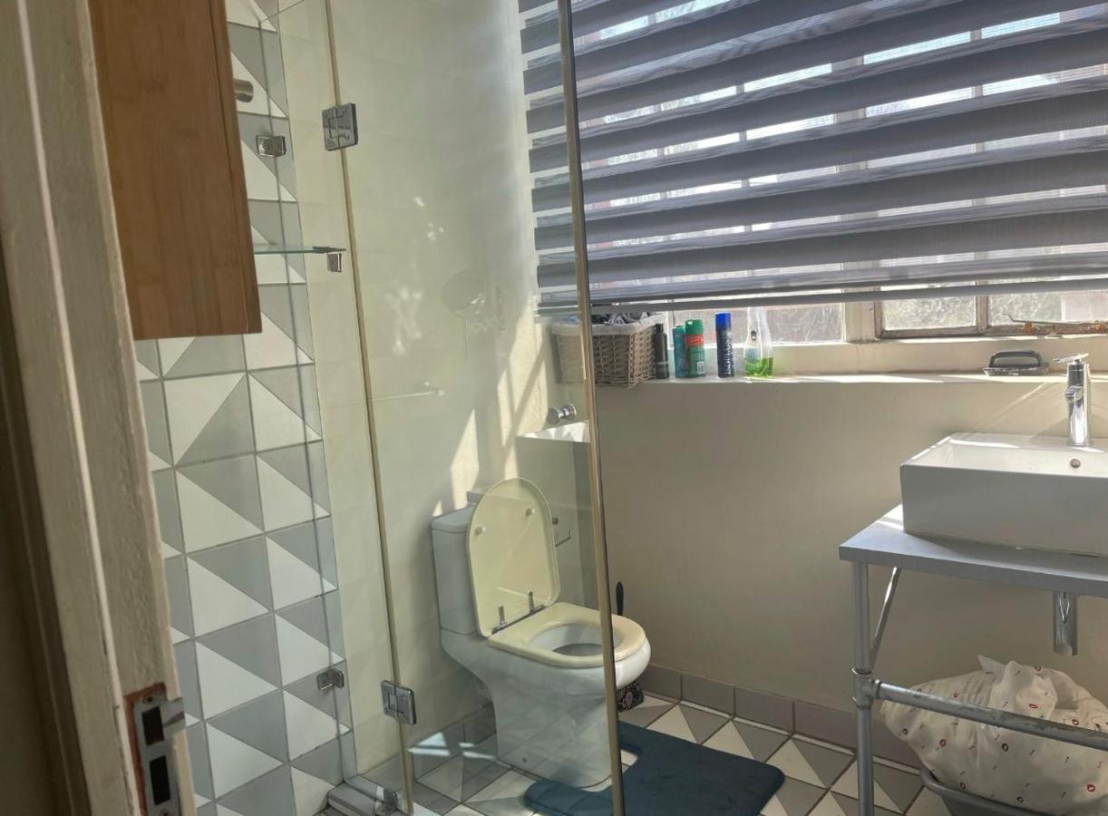 Apartment Living Moad 4 Sleeper Johannesburg