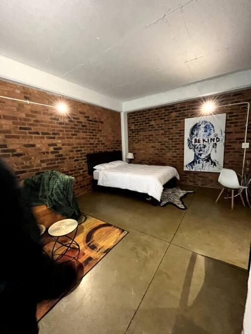 The Chilled Core - 306 Apartment