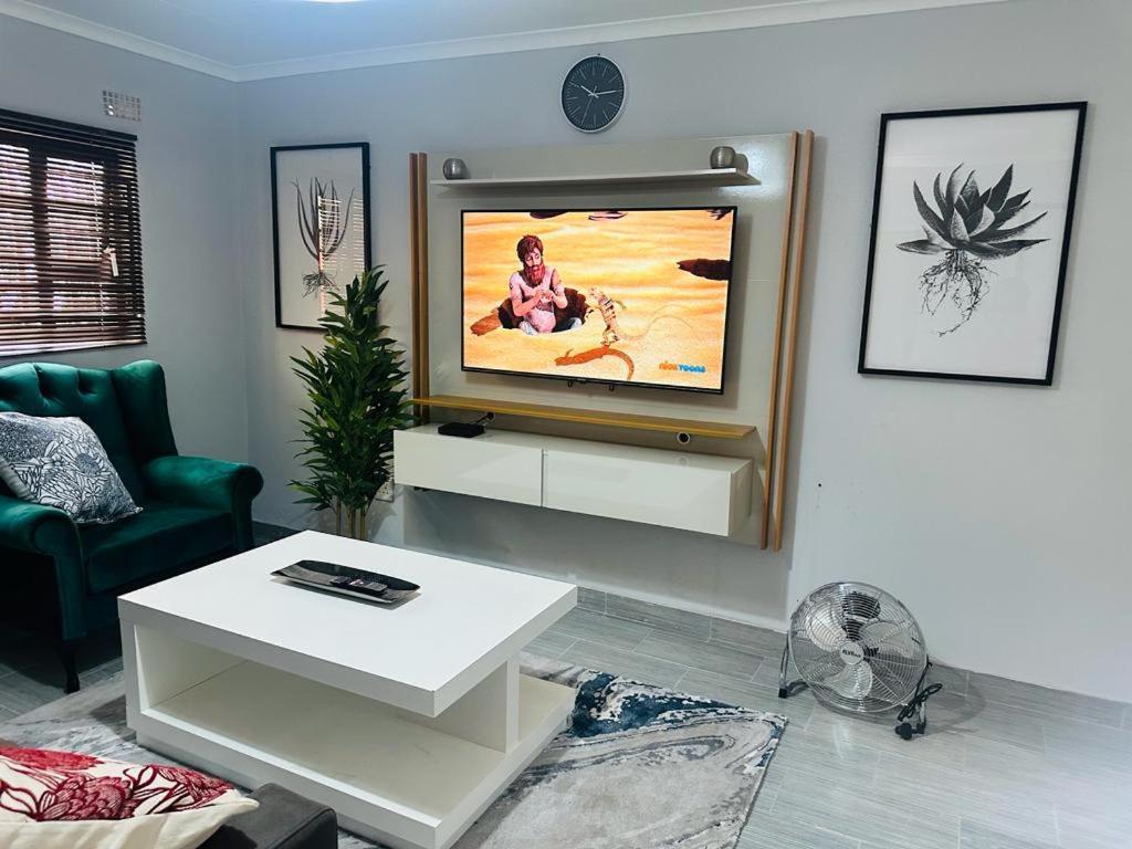 Apartment 6 The Curve Unit 6 Johannesburg