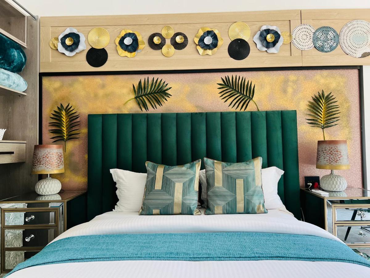 24 On Basil Boutique Luxury Aparthotel